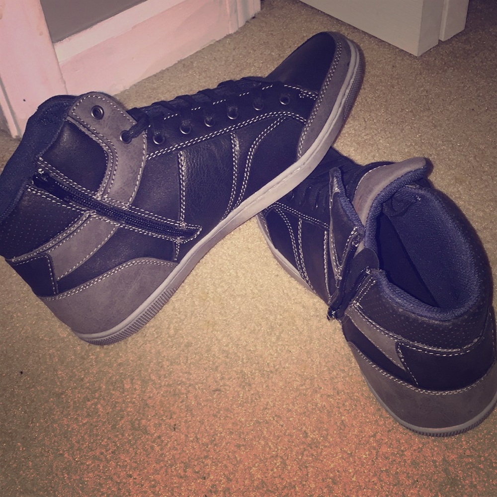 Men’s 11 Dayfive stylish memory foam shoes